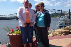 Good looking ladies!